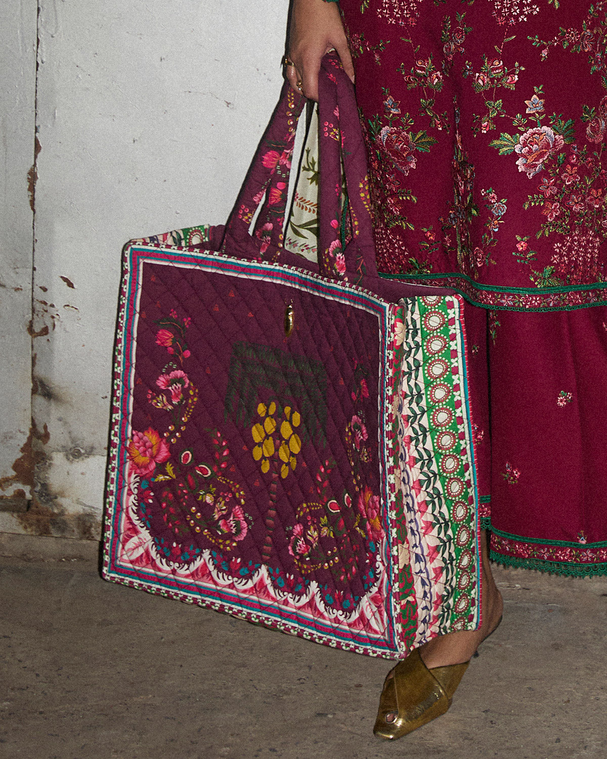 Oasis Tote