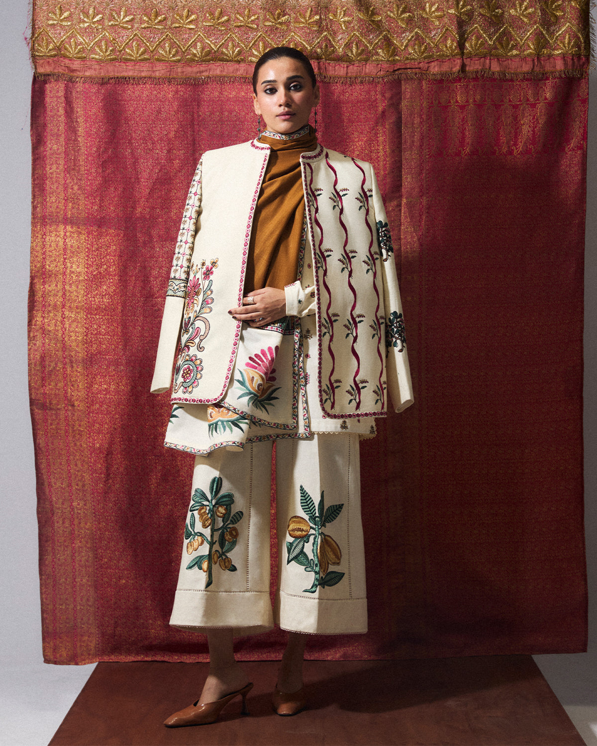 Rasa Coat
